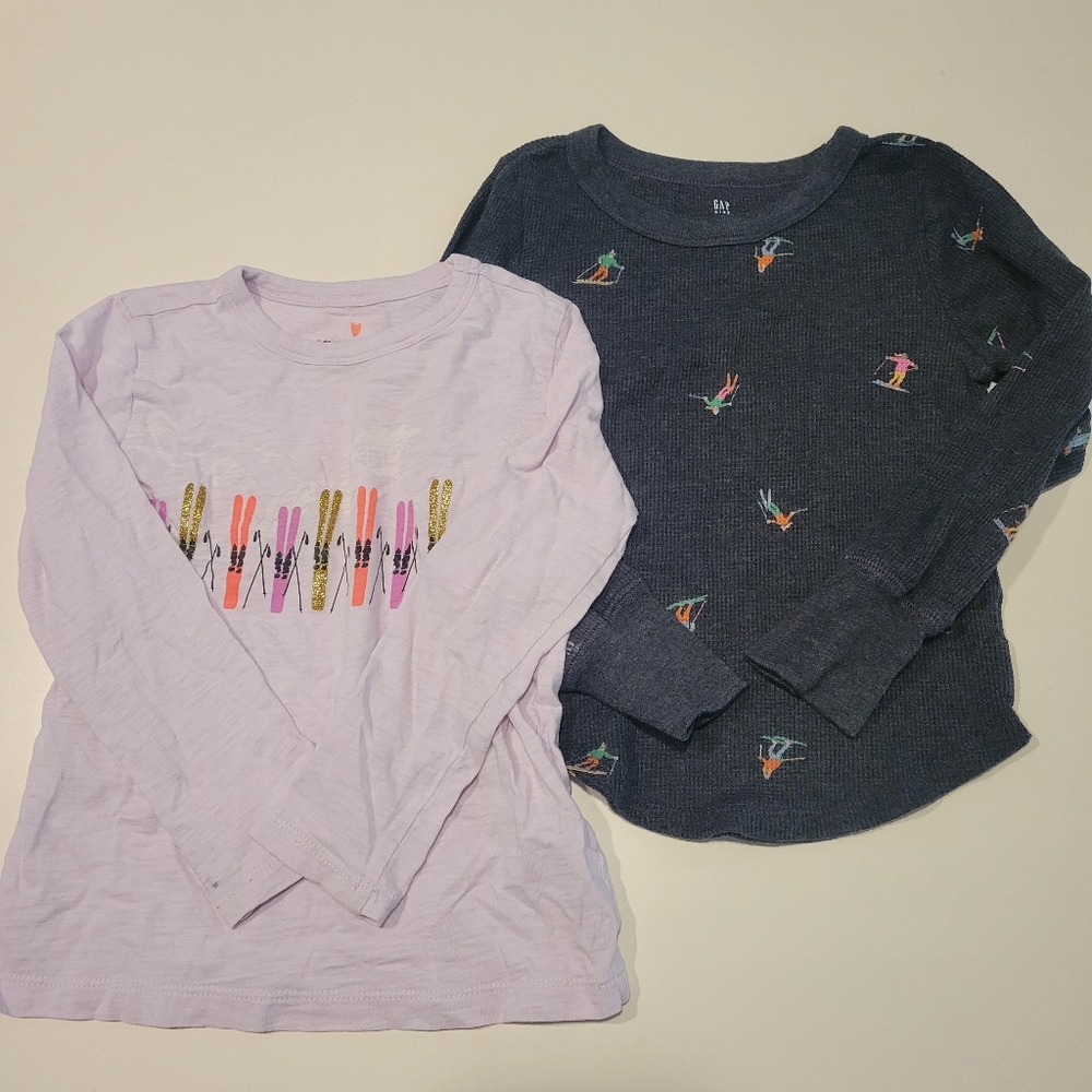 Bundle of 2 long sleeve shirts